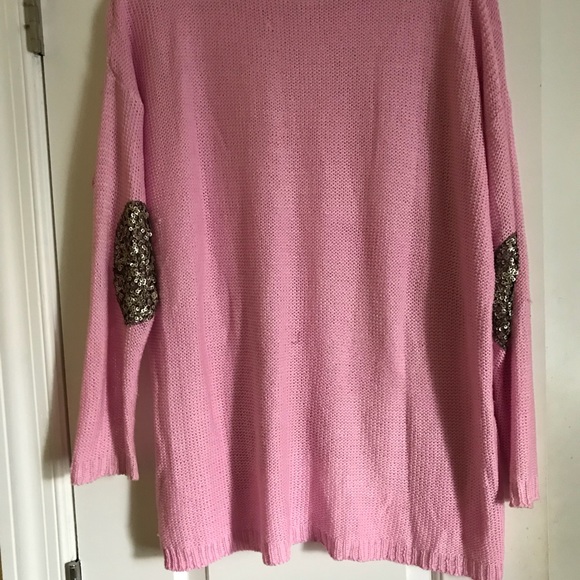 Pink sweater with sequin elbow patch - Picture 3 of 4